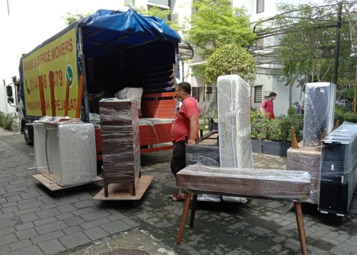 Furniture Movers Furniture Movers