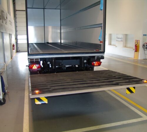 Tailgate Lorry